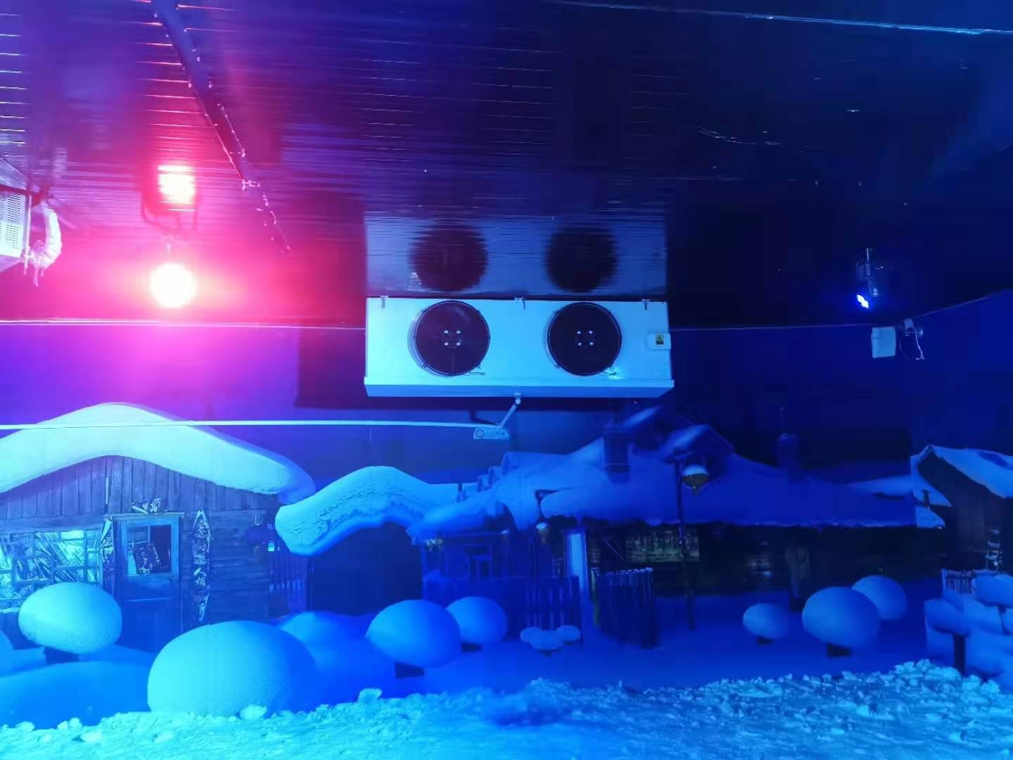 滑雪場，室內(nèi)冰雪世界冷庫歡樂谷建造